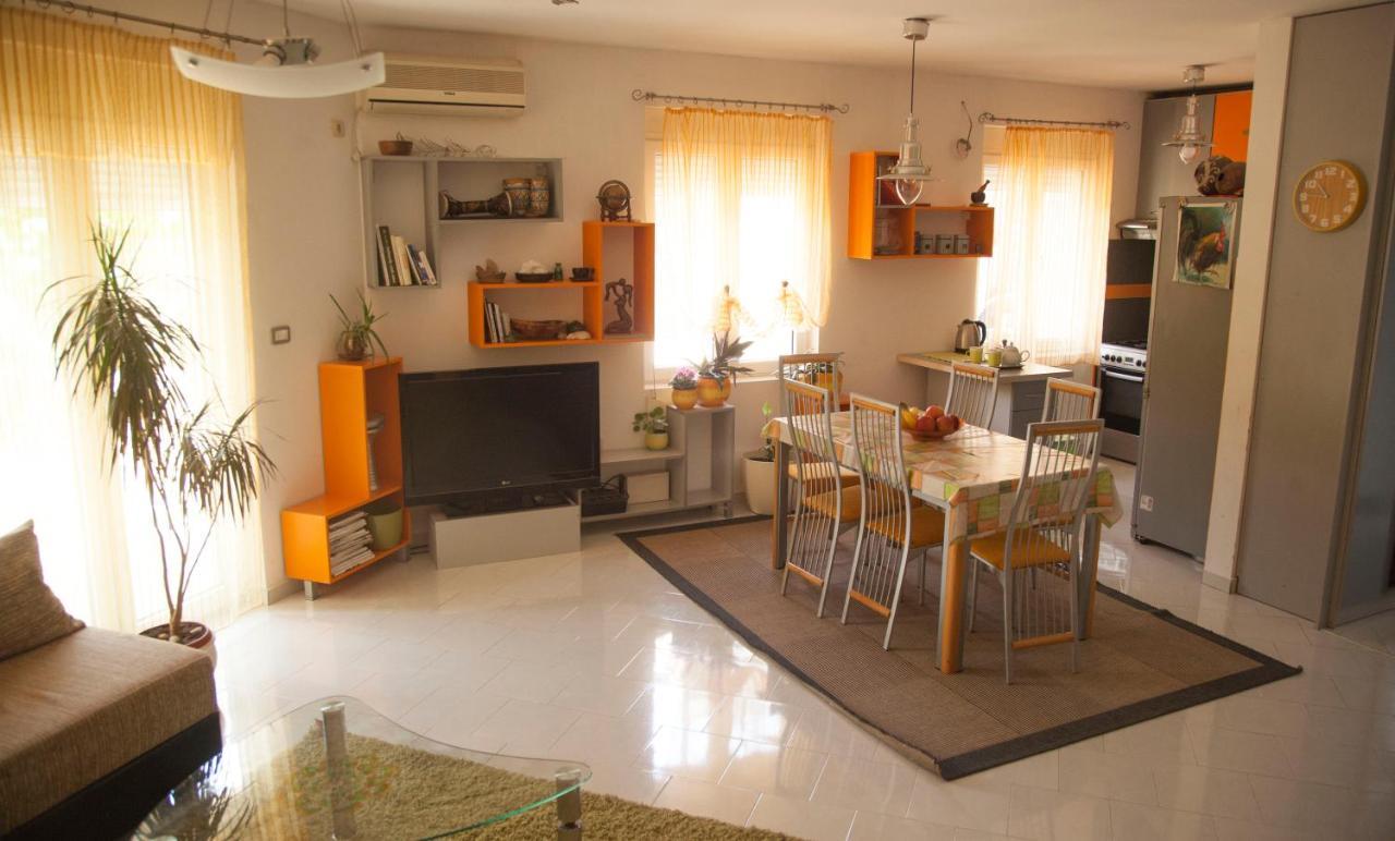 Mirta Apartments Family Farm Budva Exterior foto